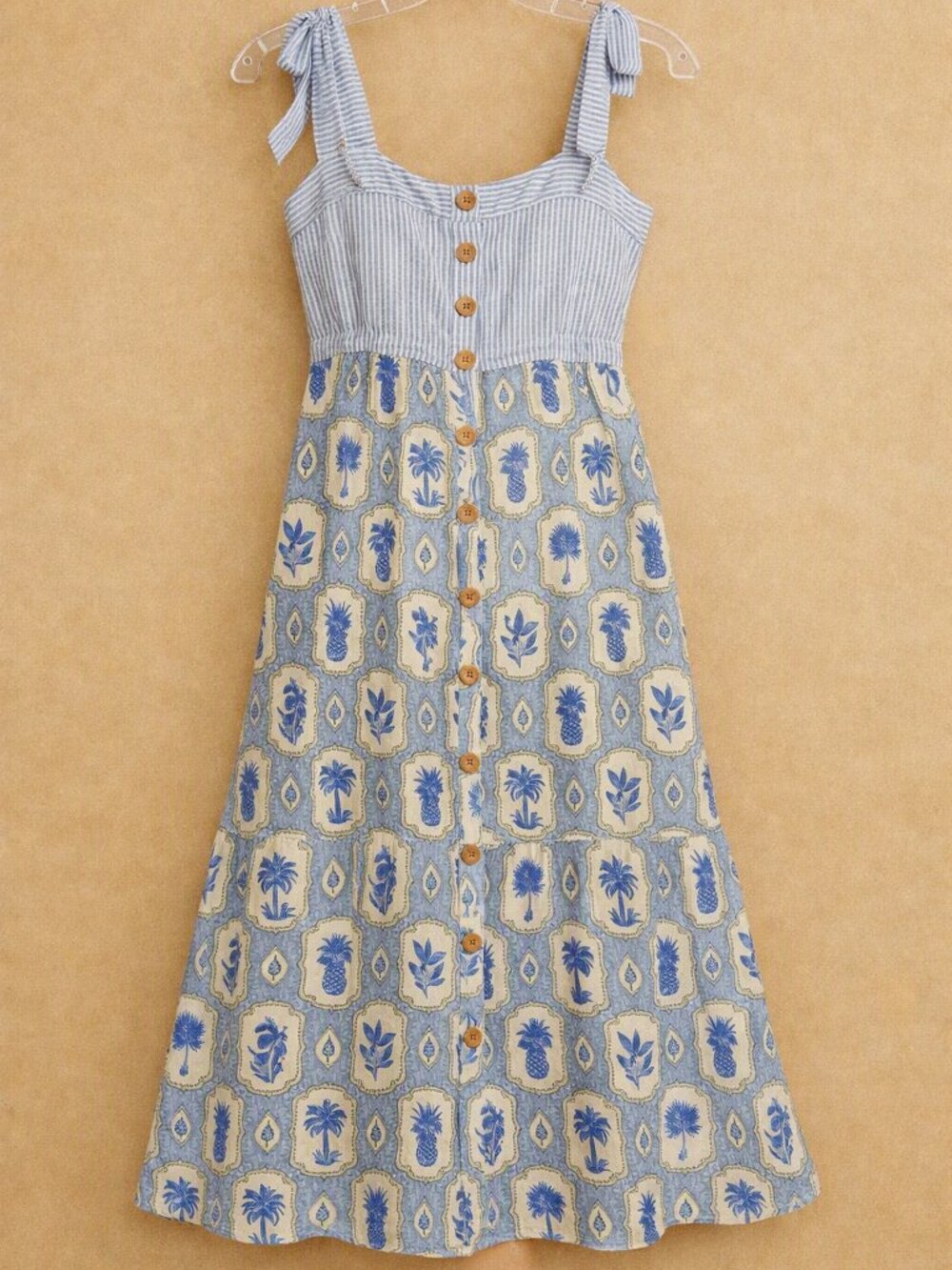 Oyster Alley Linen Baylor Dress - Picture 2 of 5